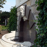 Большой садовый фонтан "Ахелой"